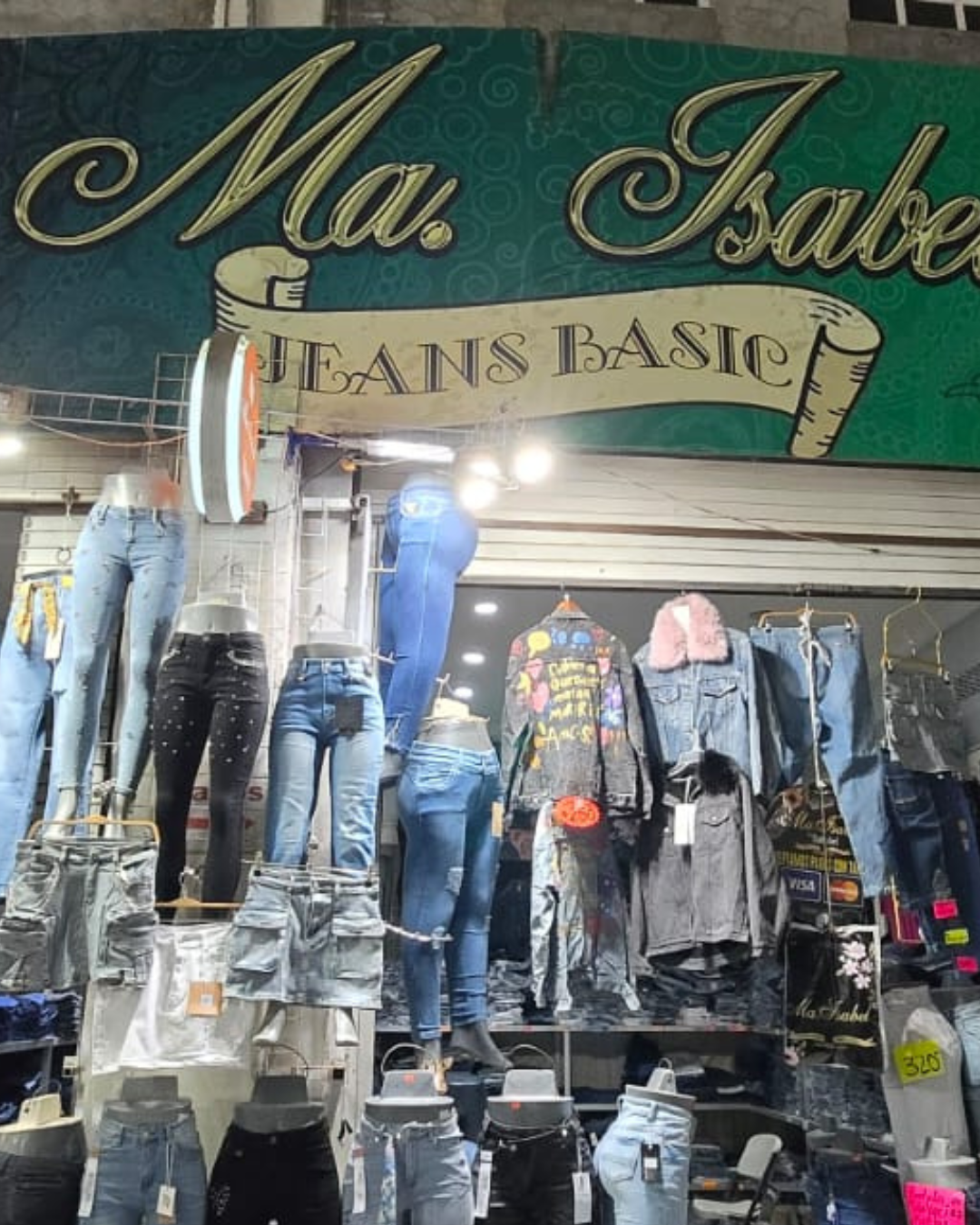 Tienda de Ma Isabel Jeans en Chiconcuac y Texticuitzeo con modelos de mezclilla para compra de mayoreo y menudeo